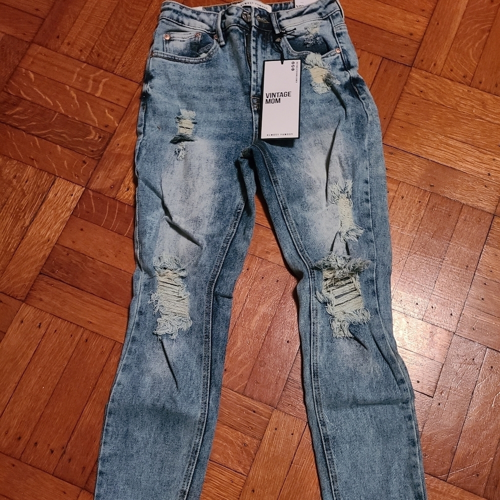 NWT jeans vintage mom jeans hp🔥🔥🔥🔥